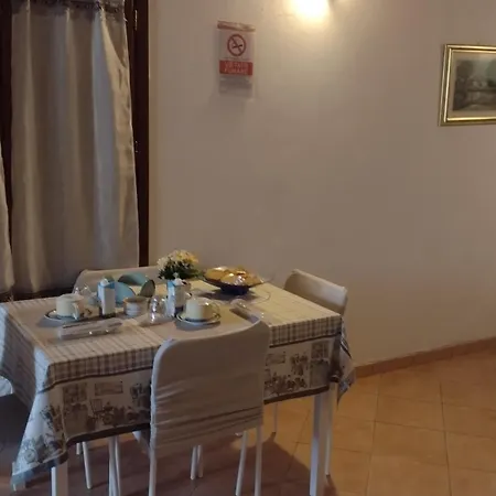 La Petite Maison